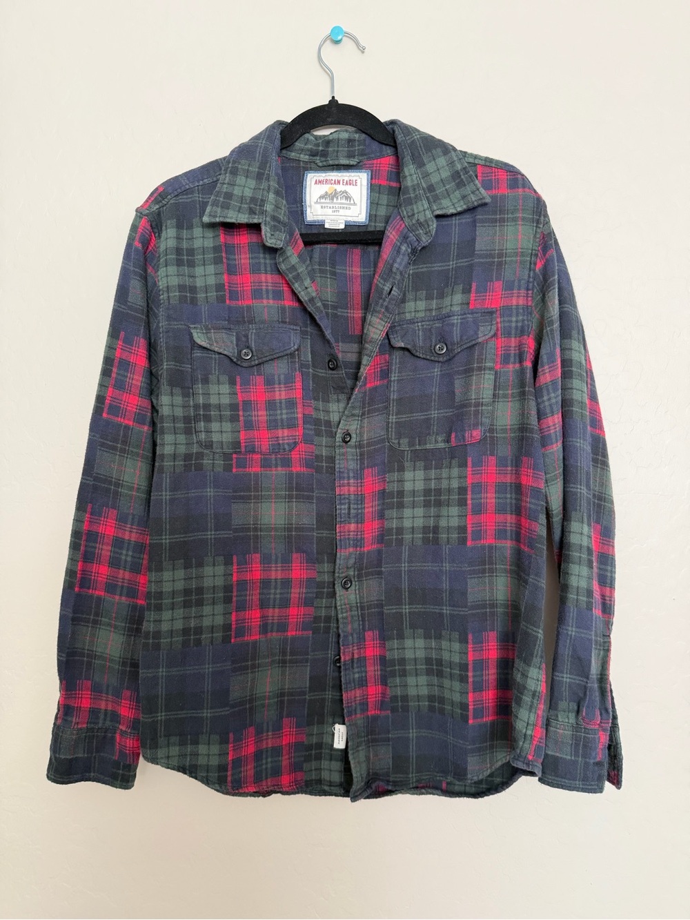 American Eagle Outfitters Navy, Green & Red Plaid Flannel Button-Down Shirt